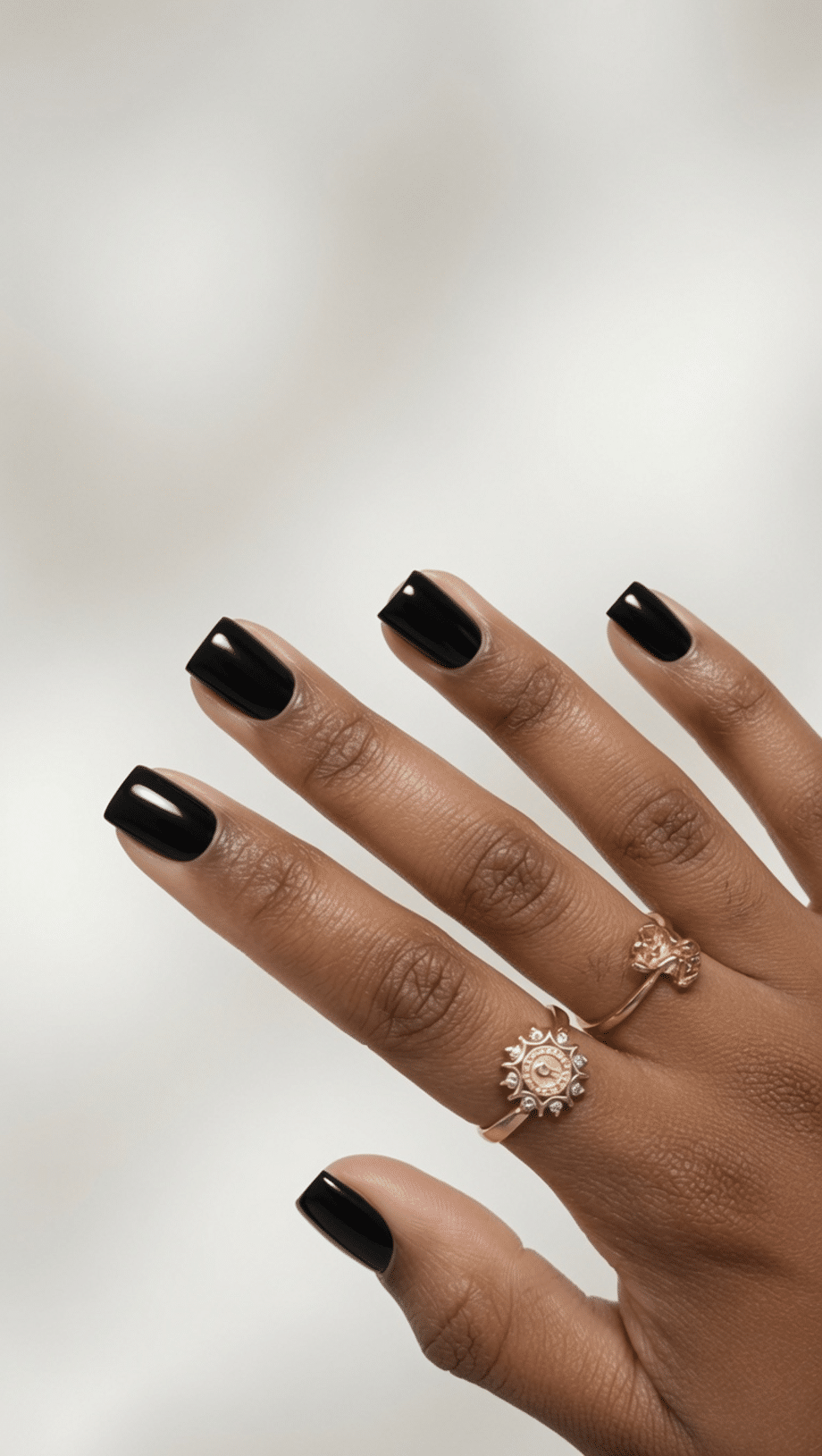 black nails short