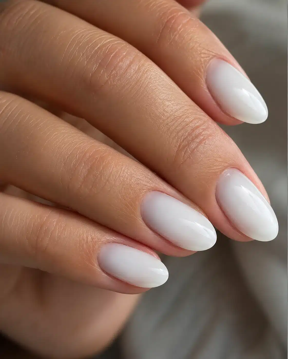 Milky White Chrome Nails: Pearl, Glazed & Soft White Ideas 1 Milky white chrome nails with a glossy pearly finish