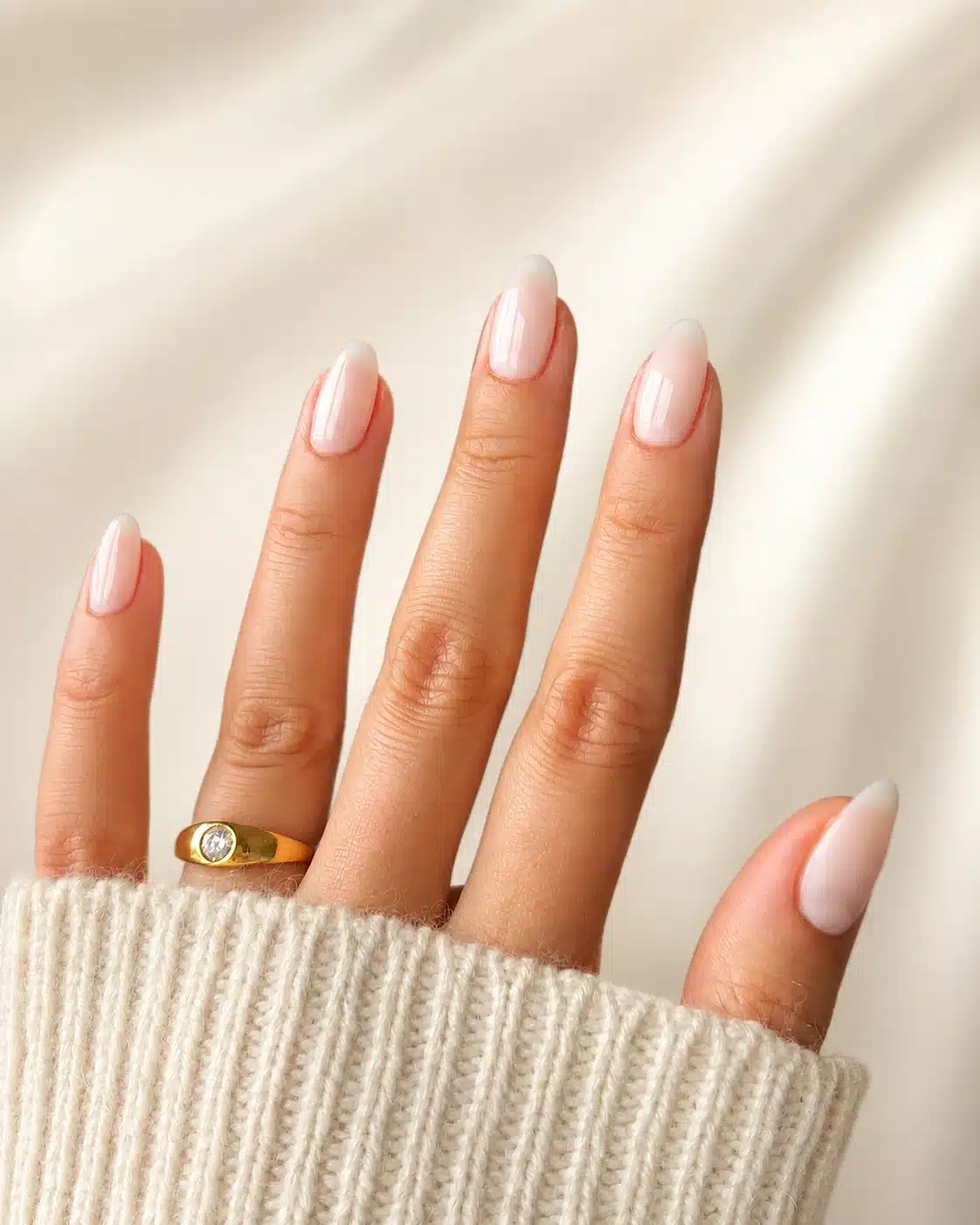 Milky White Nails With Design: Chrome, Flowers, Gold & Almond Ideas 9 Clean milky white almond nails with simple design