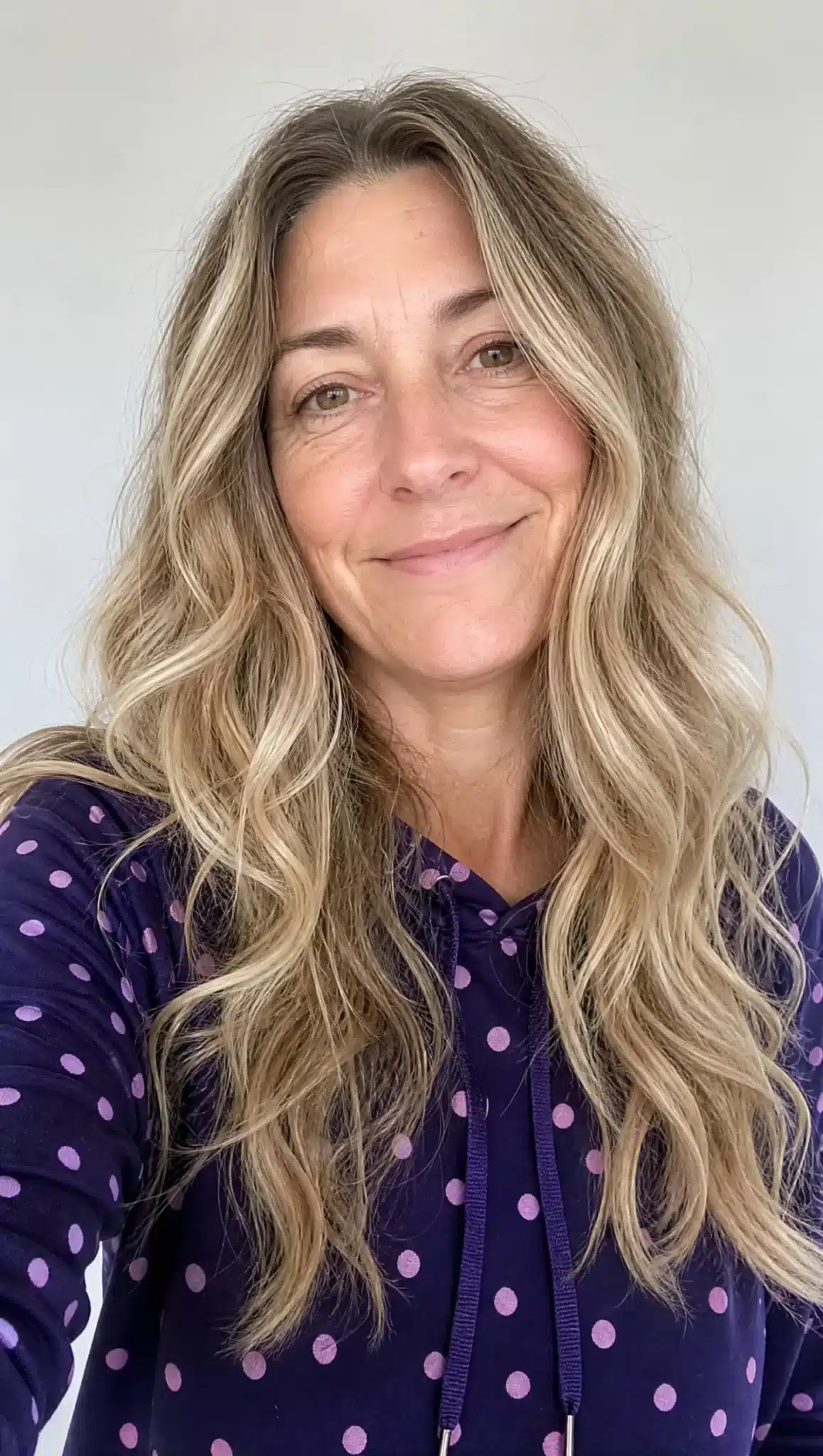 Long U-Shaped Layers with Chestnut Brown | Long Hairstyles for Women Over 50 Long U-Shaped Layers with Chestnut Brown - long hairstyles for women over 50