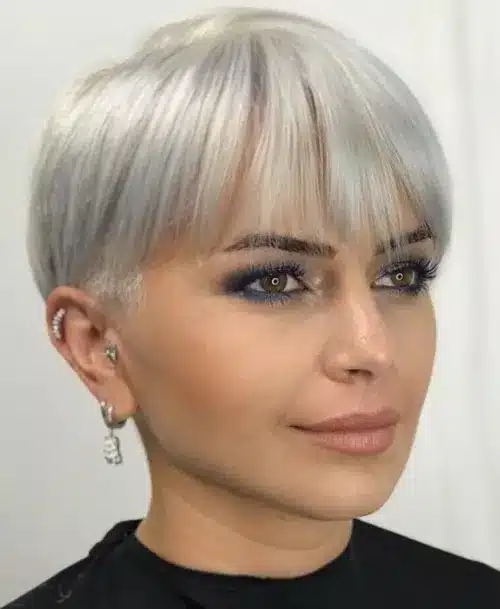 Silver pixie cut for fine hair