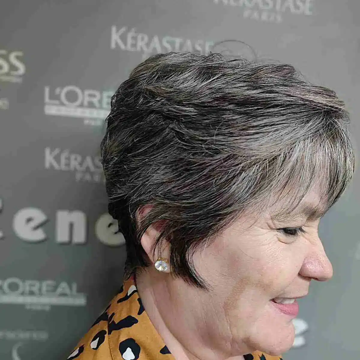 50 best choppy pixie cuts for women over 60 30