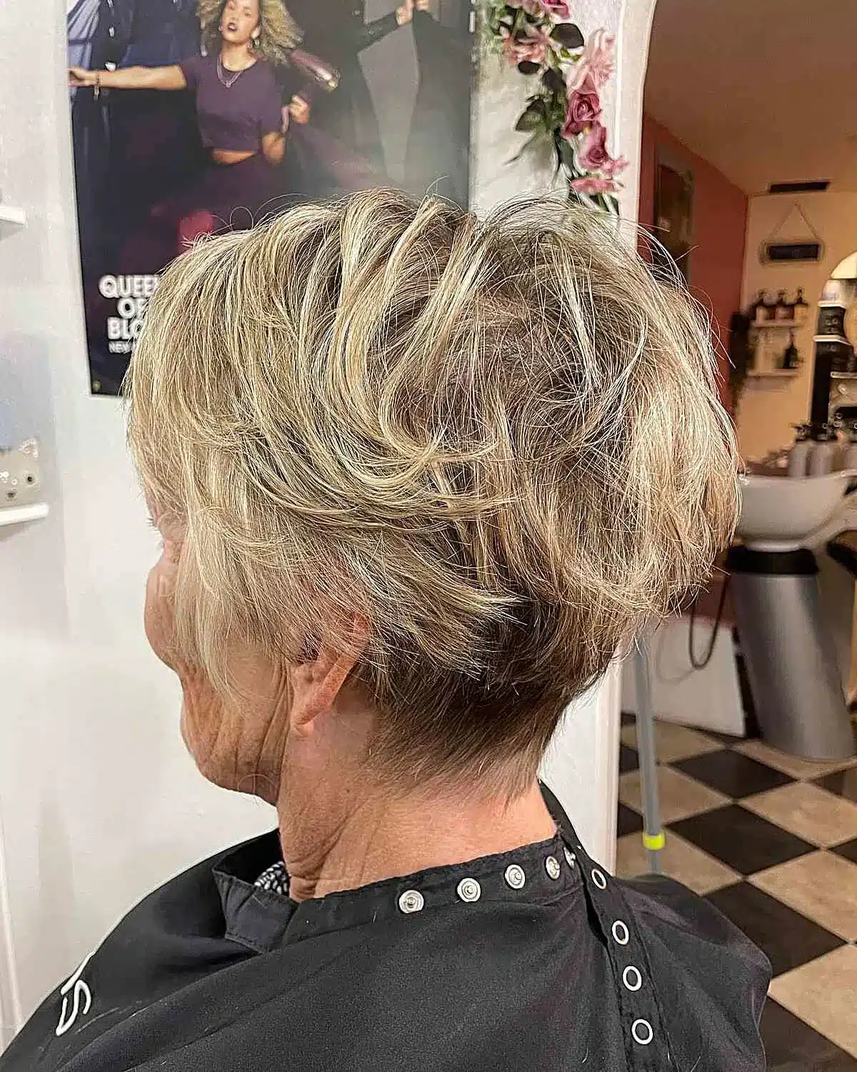 50 best choppy pixie cuts for women over 60 38