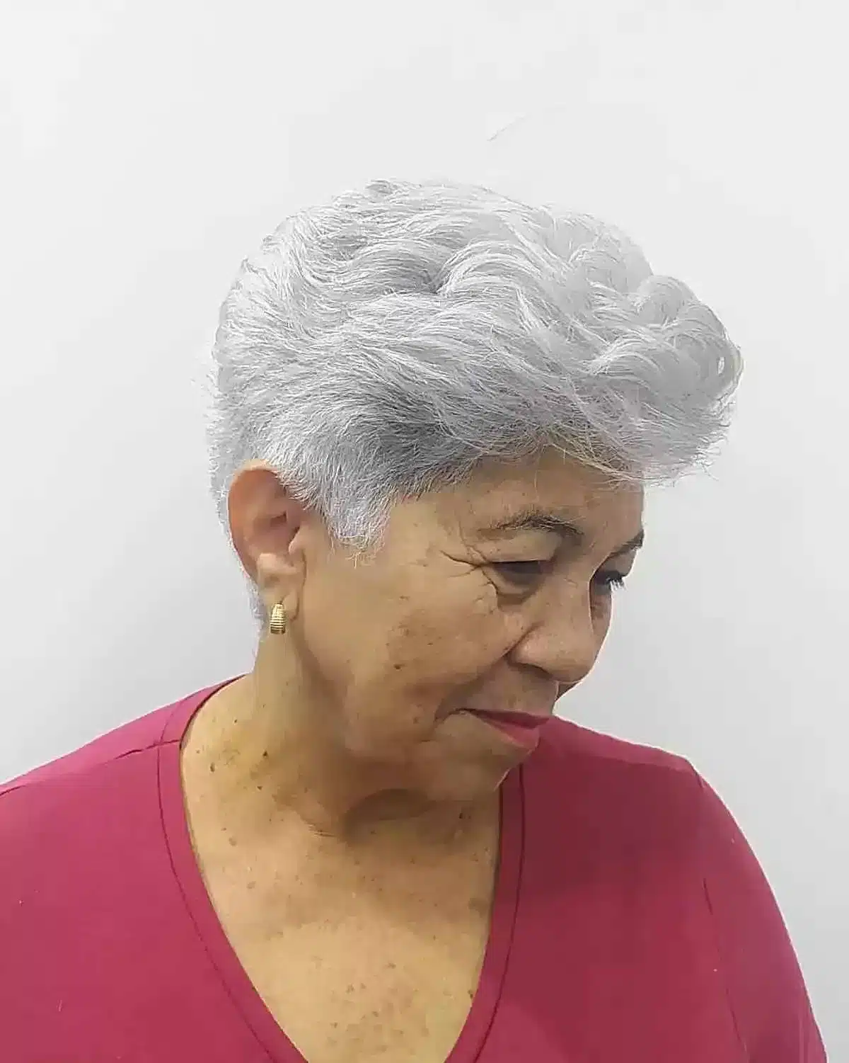 50 best choppy pixie cuts for women over 60 52