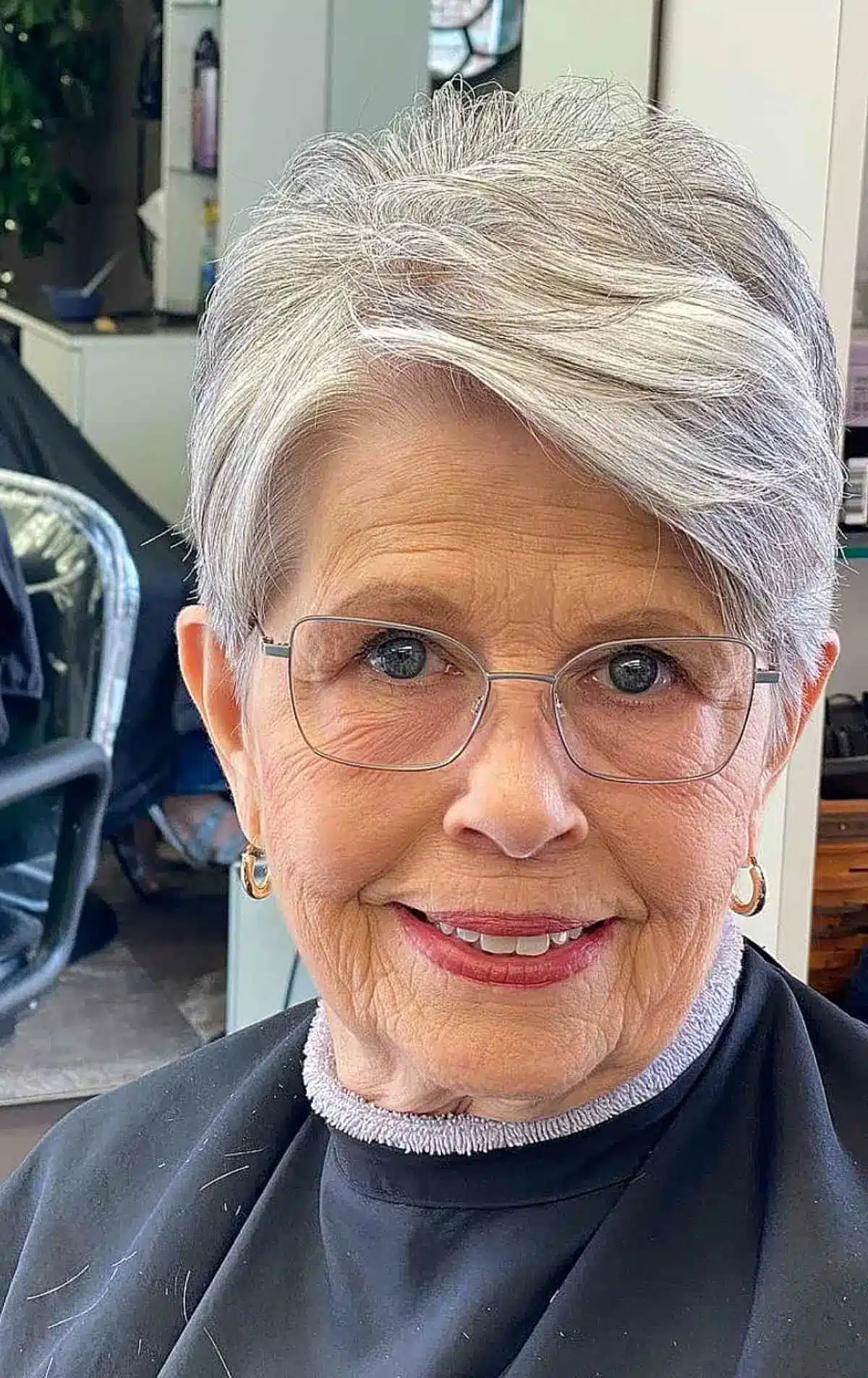 52 Perfect Pixie Haircuts for Women Over 70 to Pull Off 38 Layered Pixie for Women Over 70 with Thinning Hair
